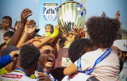 Astillero FC campeón de la segunda categoría de Guayas.
