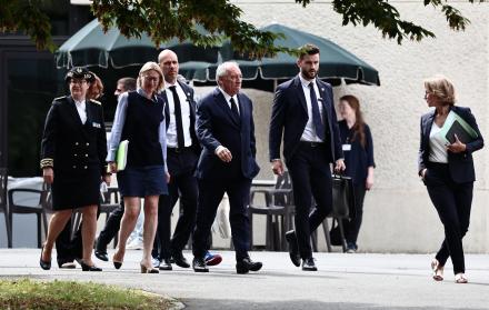 Mundo, Francia, Francois Bayrou, Crisis política