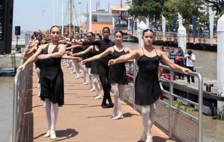 Ballet en el Malecón