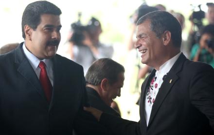 Rafael Correa y los políticos del correísmo defienden a Nicolás Maduro, a quien Estados Unidos señala como cabeza del Cártel de los Soles.