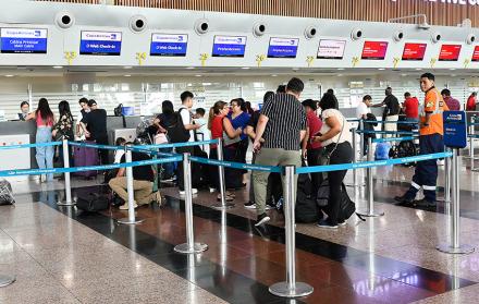 Ecuador exigirá la Visa de Visitante Temporal de Transeúnte a ciudadanos de 41 países