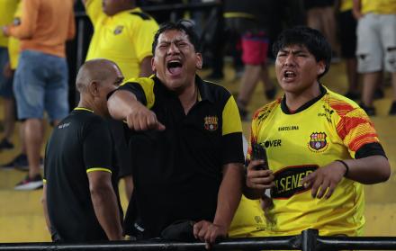 hinchas de barcelona sc