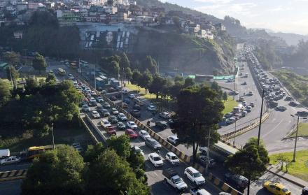 TRAFICO VEHICULAR (13228741)