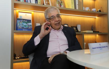 El rector de la Universidad Ecotec advierte sobre posibles riesgos ante conflicto entre Estados Unidos y Venezuela