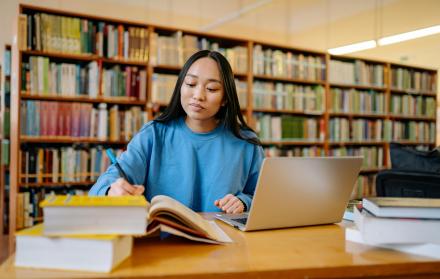 Senecyt abre programa con 1.000 becas virtuales