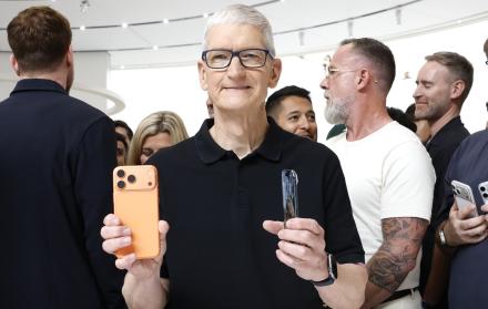 Apple 17