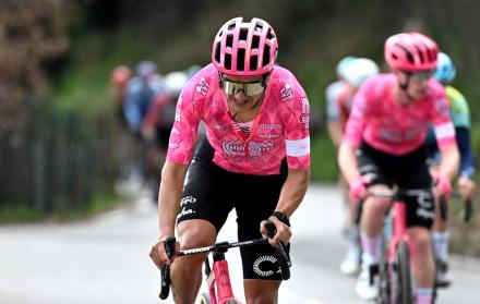 Richard Carapaz, ciclismo, EF Education-EasyPost, Giro della Toscana, en vivo