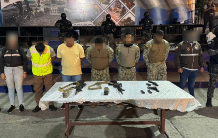 Militares detenidos