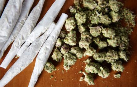 marihuana-con-thc-y-cbd-con-articulaciones