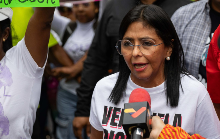 Venezuela acusa a Ecuador de liderar el tráfico de cocaína