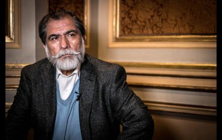 IVAN OÑATE POETA