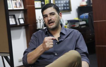 AQUILES ALVAREZ