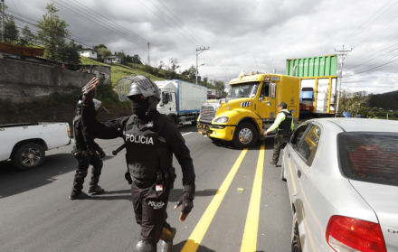 Durante el 15 de septiembre, se registraron bloqueos en varias vías de Ecuador.
