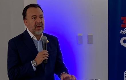 El alcalde de Quito, Pabel Muñoz, aseguró que la tarifa del pasaje se revisará, cuando se pase a la electromovilidad.