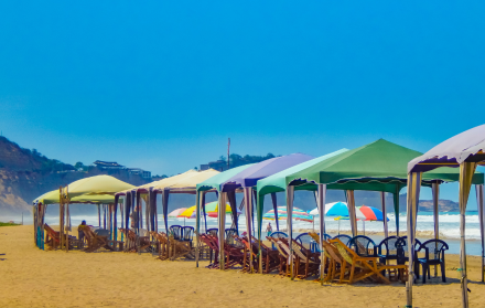 Las playas son de los destinos más apetecidos por turistas ecuatorianos durante los feriados.