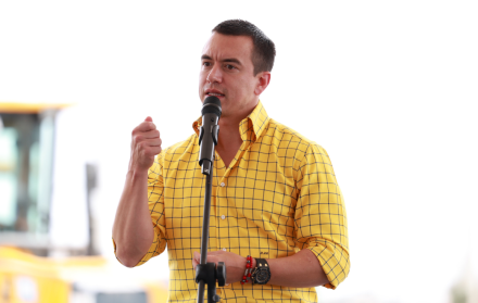 DANIEL NOBOA EN PIÑAS