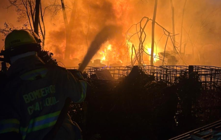 Incendio vía a la Costa