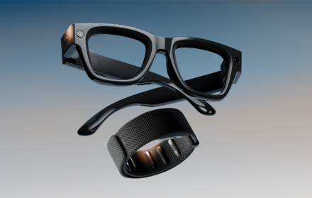 Las nuevas gafas inteligentes Ray-Ban de Meta incluyen una pantalla integrada en la lente.