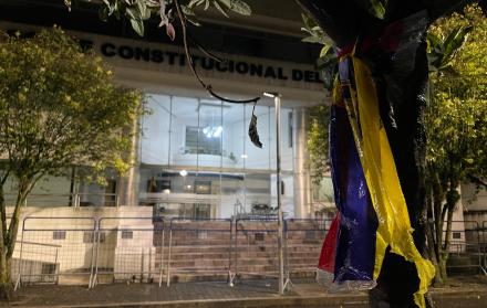 El edificio de la Corte Constitucional de Ecuador, centro de decisiones clave para la democracia.