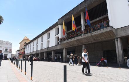MUNICIPIO DE QUITO (15108053)