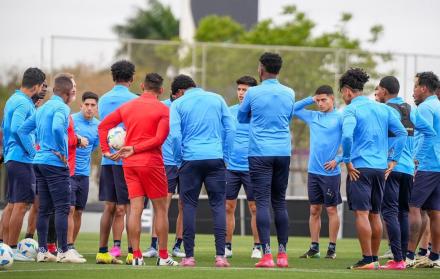 Liga de Quito en su último entrenamiento en Brasil antes de enfrentar a Sao Paulo.