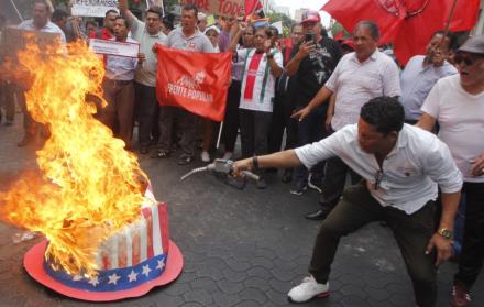Protestas. Gremios ciudadanos marcharon en el centro de Guayaquil el 12 de septiembre de 2025.