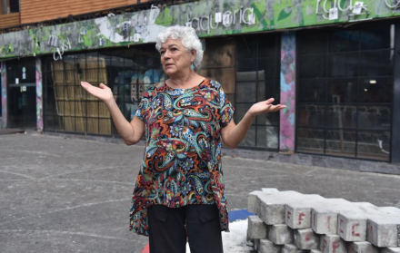 Manuela Gallegos, exdirigente de La Mariscal, lamenta el deterioro que enfrenta esta zona en Quito.