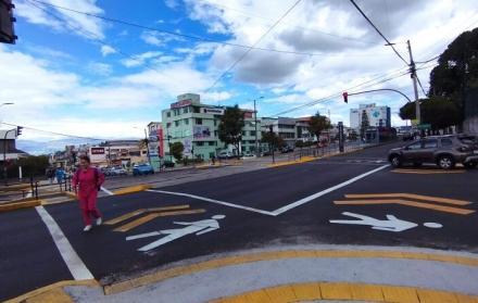 nuevo cruce peatonal en Quito