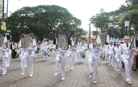 pregón por las fiestas de Guayaquil