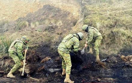 Los militares y los comuneros indígenas se enfrentaron en Cotacachi el fin de semana, durante las protestas. Una persona falleció.