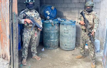 Militares hallaron armas y combustible ilegal