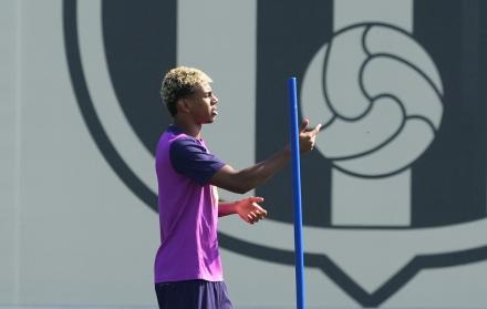 Lamine Yamal, FC Barcelona, PSG, Champions League, nuevo look, FC Barcelona vs. PSG