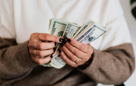Emprendedores locales podrán acceder al bono de $1.000 entregado por el Gobierno.