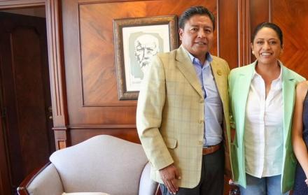 Paola Pabón celebró que el TCE anuló la remoción del alcalde de Rumiñahui, Fabián Iza.