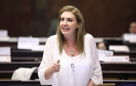 Nuria Butiñá, asambleísta de la Revolución Ciudadana, fue acusada por un asesor, por pago de diezmos, maltratos, etc.