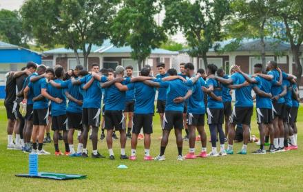 ENTRENAMIENTO DE EMEL (15052344)