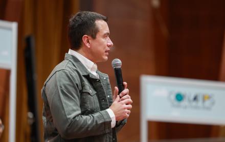 DANIEL NOBOA PRESIDENTE ECUADOR
