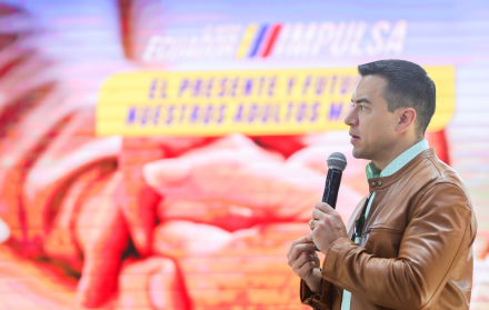 El presidente Daniel Noboa anunció el adelanto del décimo tercer sueldo.