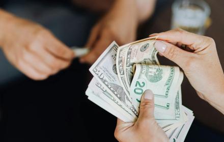 Dinero
