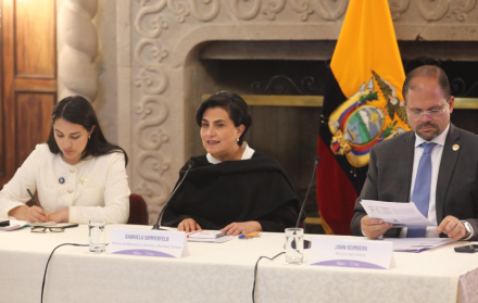 Reunión cancillería