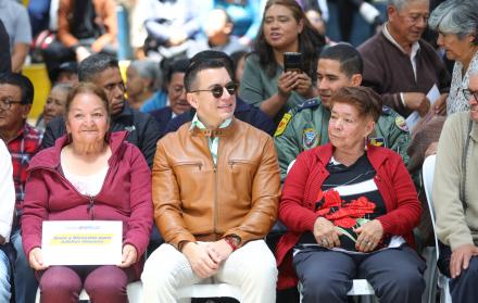 DANIEL NOBOA ENTREGA PENSIONES QUITO