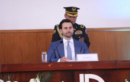 El presidente de la Asamblea subrayó la necesidad de que el Parlamento se conecte con las realidades locales