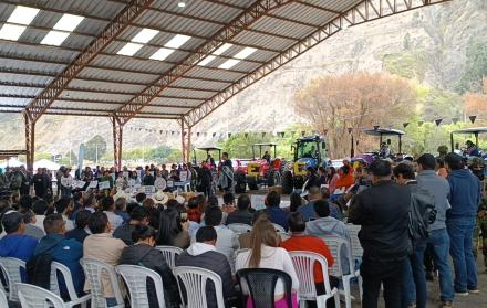 El acto se desarrolló en el Cuartel Dávalos, ubicado en la Panamericana Norte, en medio de un fuerte control policial