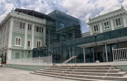 Hospital luis vernaza