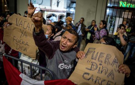 Manifestantes contra Dina Boluarte