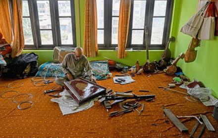 artesano Ghulam Mohammad Zaz