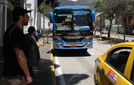 TRAFICO VEHICULAR (13228741)