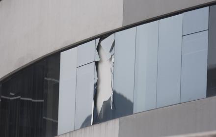 daños en edificios por explosión en Guayaquil