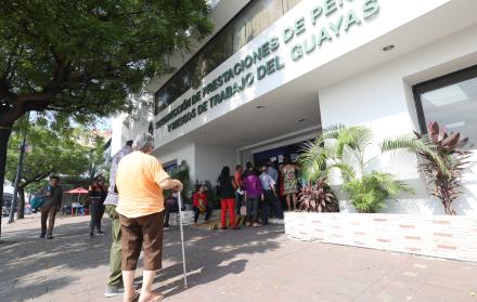 Agencia del IESS en la avenida de Las Américas