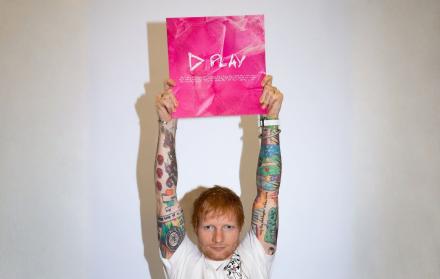Ed Sheeran promociona su álbum Play